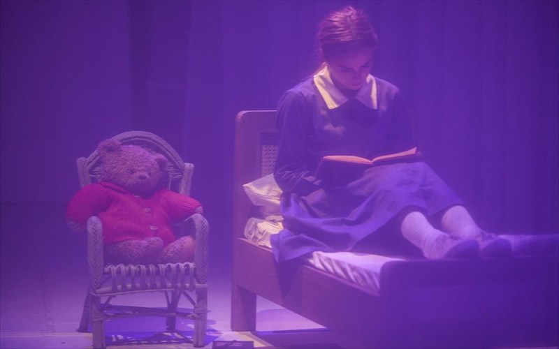 to-euxaristimeno-epistrefei-sto-theatro-poreia