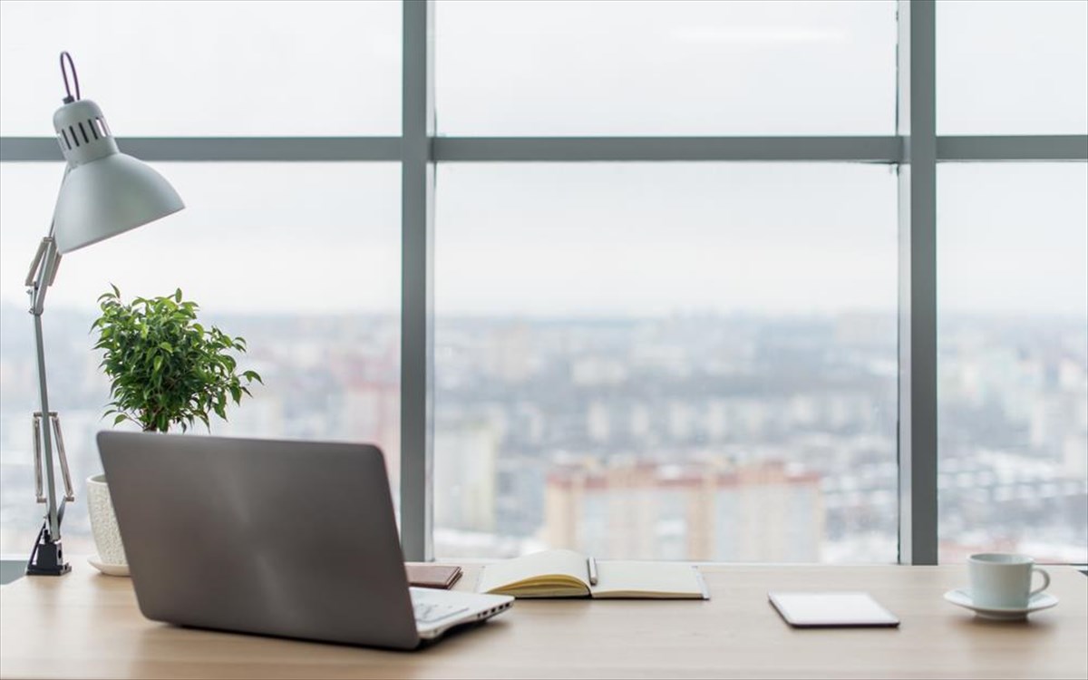 grafeio-fotistiko-glastra