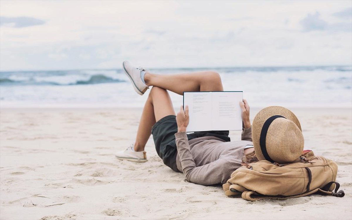 kalokairi-thalassa-biblio-paralia