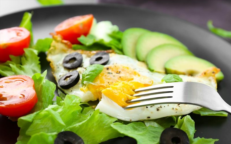 deka-elafries-bradines-luseis-gia-fagito-apo-tin-eidiko