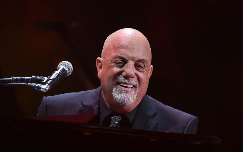 apolaustikos-o-billy-Joel-exei-sxediasei-na-kleisei-tin-kariera-tou-me-sarkasmo-billy-Joel-exei-sxediasei-na-kleisei-tin-kariera-tou-me-sarkasmo