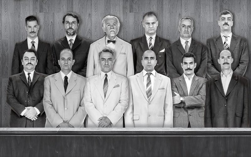 oi-12-enorkoi-gia-5i-xronia-sto-theatro-alkmini