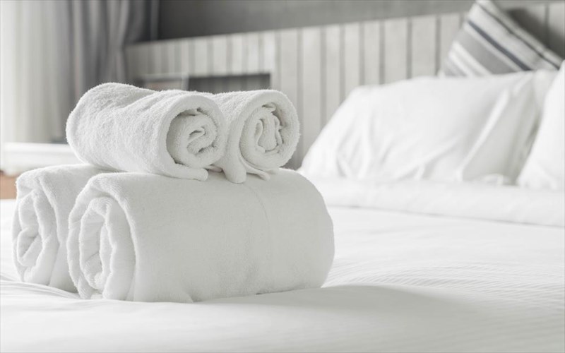 ta-ksenodoxeia-tis-athinas-parexoun-filoksenia-stous-pligentes