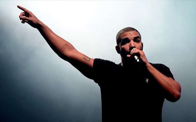 pano-apo-ena-disekatommurio-streams-gia-to-scorpion-tou-drake