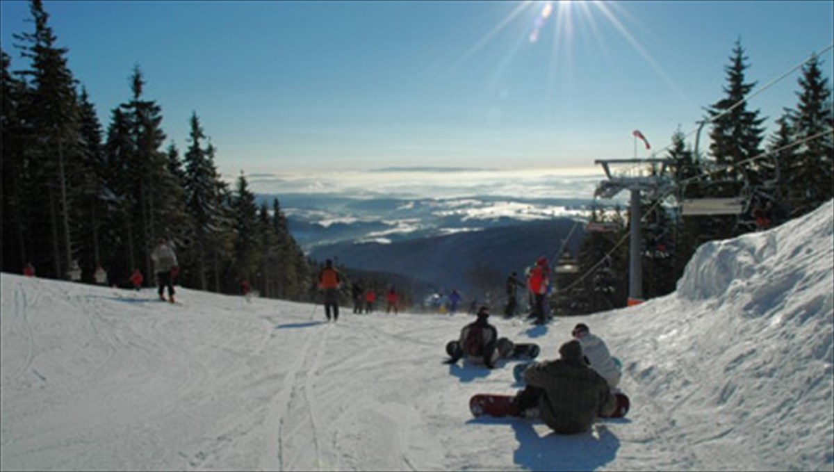 ta-pio-oikonomika-xionodromika-kentra-stin-europi