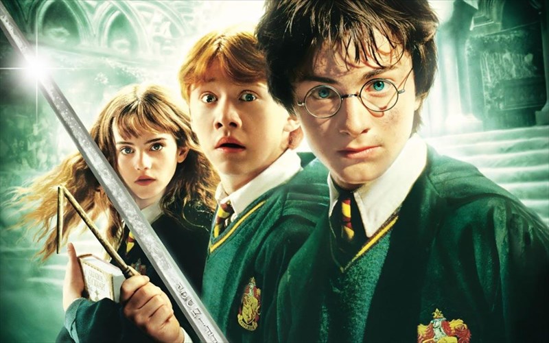 olokliros-o-xari-poter-epistrefei-sti-megali-othoni-xari-poter-epistrefei-sti-megali-othoni