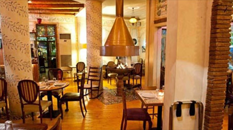 politika-aromata-kai-eklekta-krasia-ston-lemonokipo