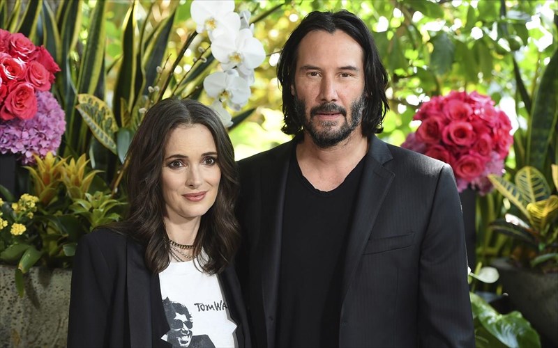 winona-ryder-kai-keanu-reeves-einai-to-pio-krufo-androguno-tou-xolugount