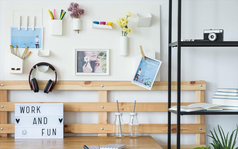 oi-fotografies-ton-diakopon-stin-upiresia-tis-diakosmisis