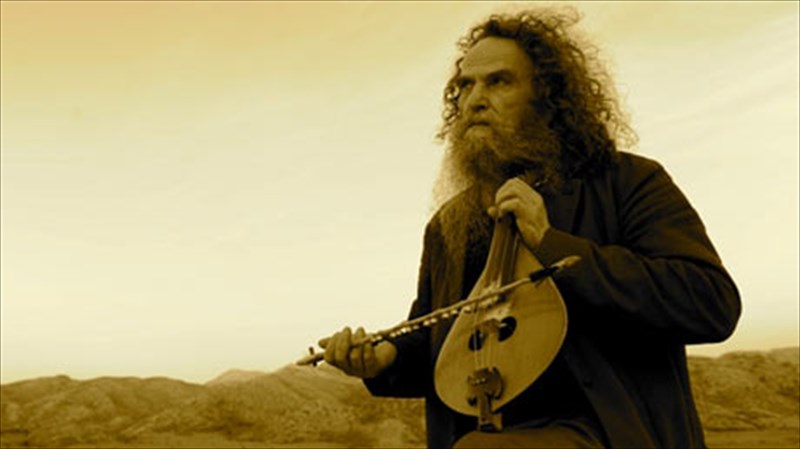 o-psarantonis-me-kritikous-xorous-sto-badminton