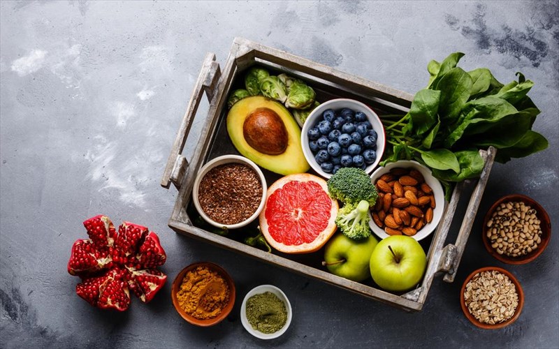 telos-stous-maurous-kuklous-kato-apo-ta-matia-me-ti-diatrofi