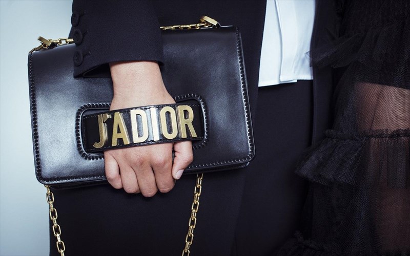 otan-i-moda-paizei-me-logotupa-moda-paizei-me-logotupa