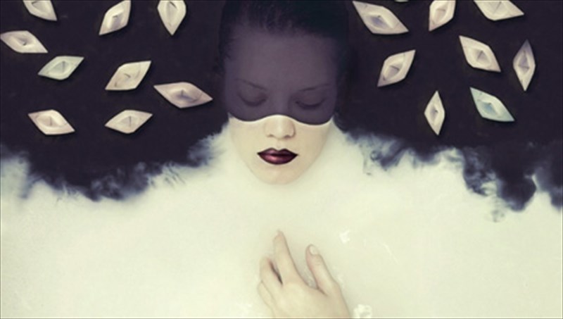 to-film-tis-alitheias-anazitontas-tin-alitheia-ektos-politikou-katestimenou