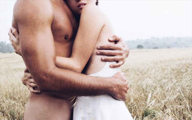 me-duo-parastaseis-sto-theatro-thiseion-o-dimitris-mpogdanos-dimitris-mpogdanos