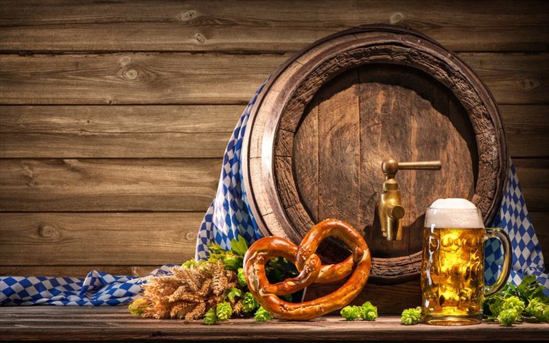 oktoberfest-to-megalutero-festibal-mpiras-ksekina