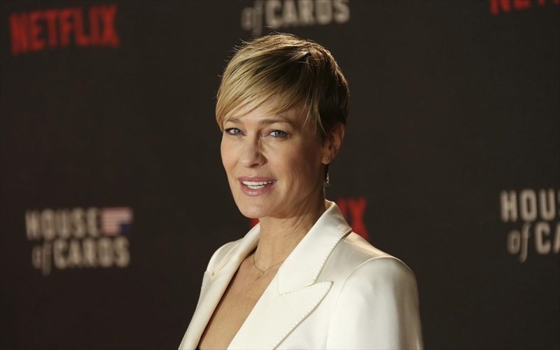 tha-edine-i-robin-wright-mia-deuteri-eukairia-ston-kevin-spacey-robin-wright-mia-deuteri-eukairia-ston-kevin-spacey