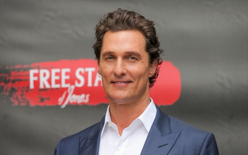 o-matthew-mcconaughey-mas-kalei-na-xalarosoume-mazi-tou-sto-beach-bum