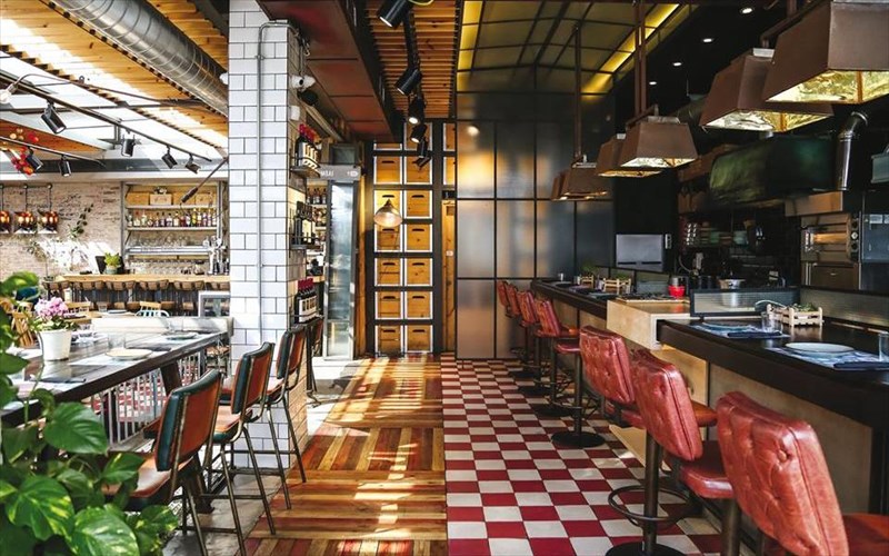 to-penny-lane-kai-o-aggelos-lantos-enonoun-dunameis-aggelos-lantos-enonoun-dunameis