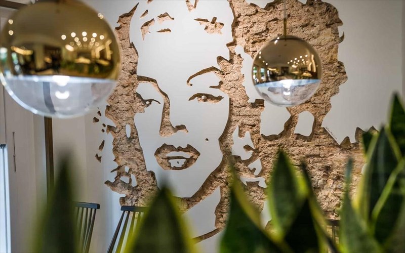 to-nice-n-easy-sto-kolonaki-anakainistike-kai-giortazei-ta-10-easy-sto-kolonaki-anakainistike-kai-giortazei-ta-10