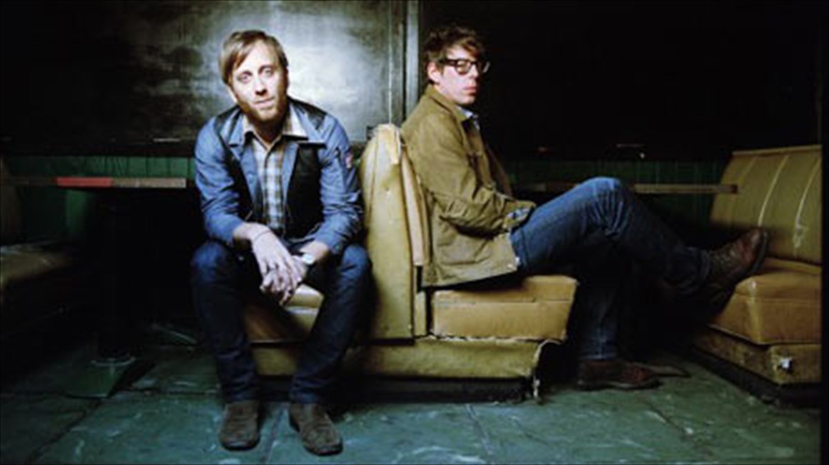 oi-upopsifiotites-ton-fetinon-brabeion-grammy