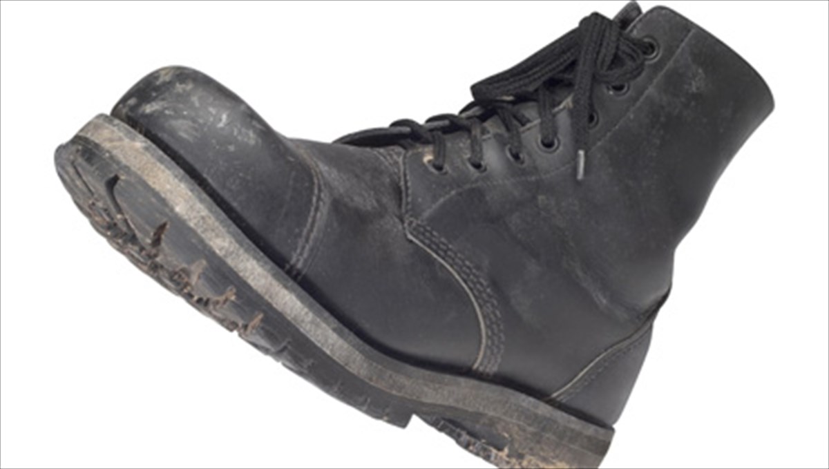 i-anatomia-tou-fasismou-epanerxetai-sto-proskinio