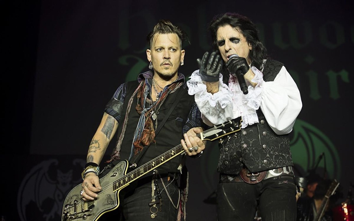 hollywood-vampires-Johnny-depp-alice-cooper