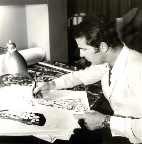 olokliros-o-giannis-tseklenis-se-enafougaro-giannis-tseklenis-se-enafougaro