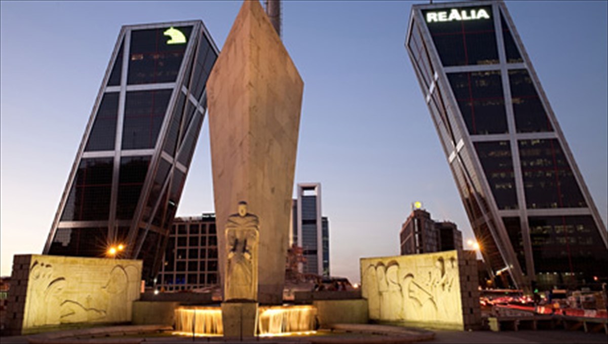 prosoxi-auta-ta-ktiria-gernoun-alla-den-einai-epikinduna