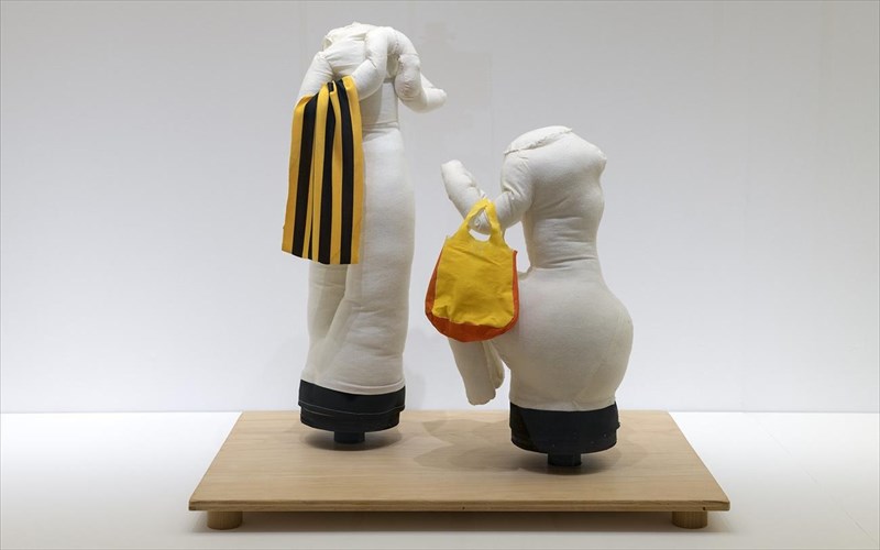 to-mouseio-kukladikis-texnis-mas-kalei-na-ksenuxtisoume-stis-ektheseis-tou