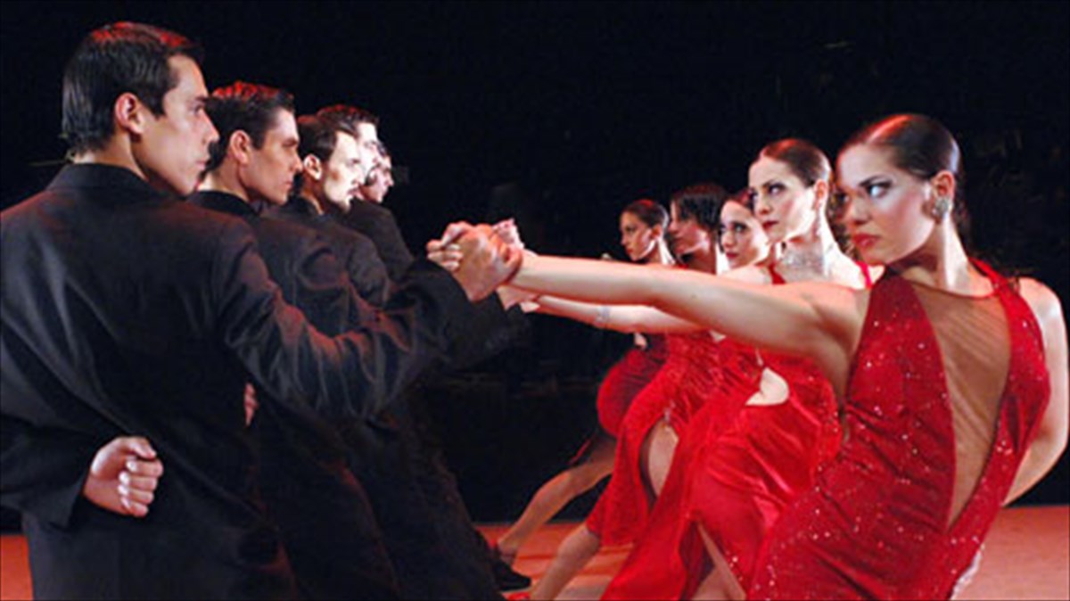 to-tangko-stin-upiresia-toustres