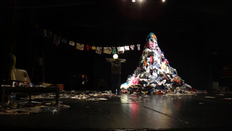 apo-ti-humania-sti-photomania