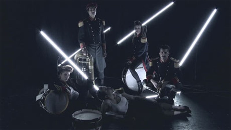 diimero-mousiko-paniguri-apo-ti-dimokratia-tis-kadebostany