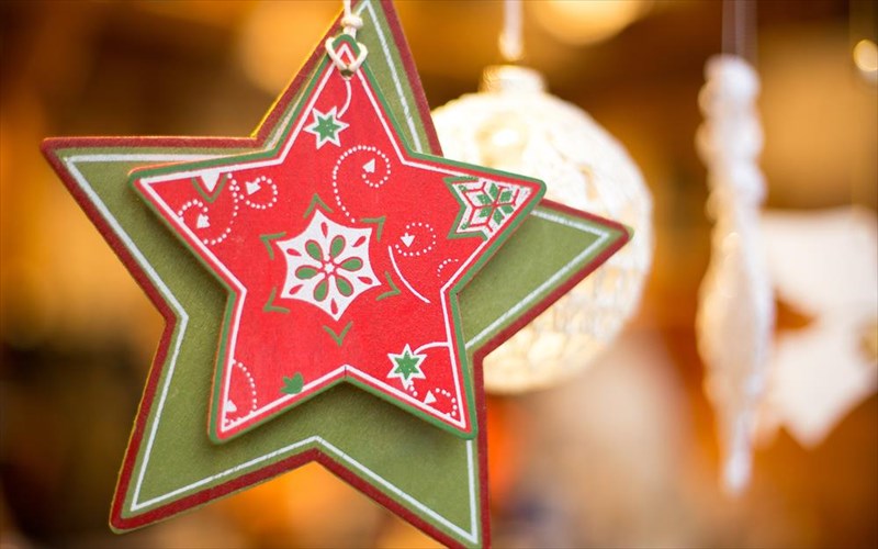 to-xristougenniatiko-paniguri-tis-agapis-stinetai-sto-suntagma