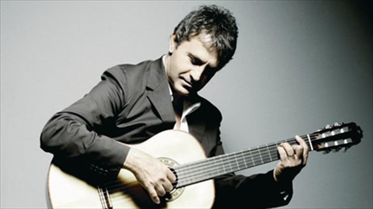 o-giorgos-ntalaras-mila-sto-clicklife-gia-tin-eperxomeni-sunaulia-tou