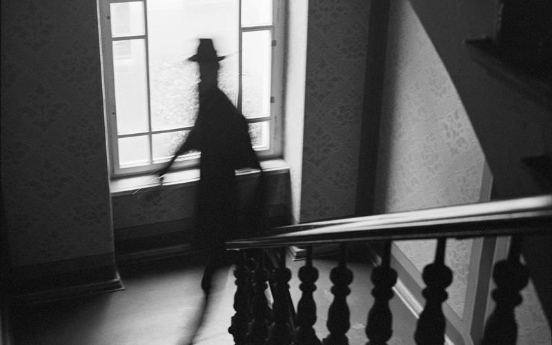 kataduseis-sto-mualo-tou-samiouel-mpeket