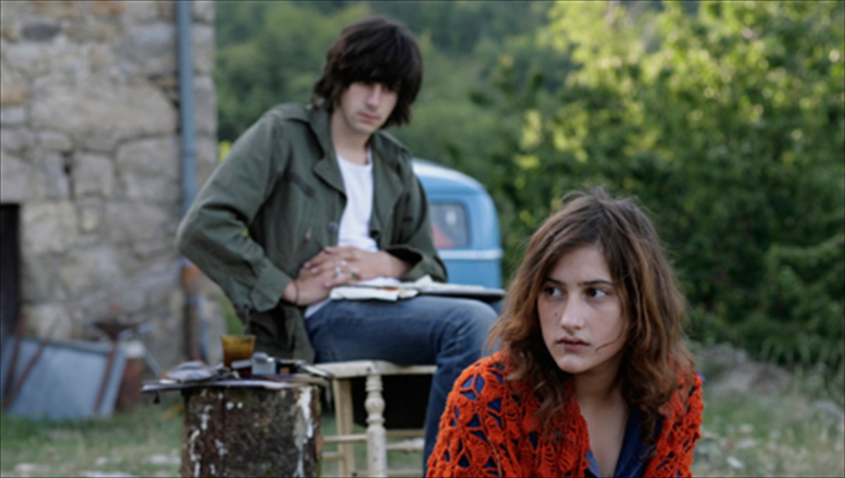 kinimatografiki-nostalgia-gia-ton-mai-tou-68