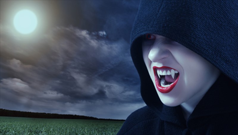 lestat-ta-bampir-epistrefoun-sta-bibliopoleia