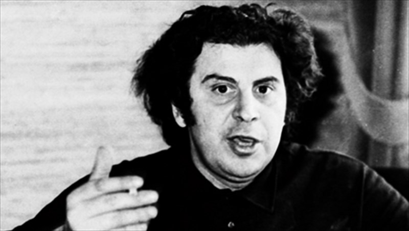 mikis-theodorakis-to-ergo-kai-oi-peripeteies-tou-epi-skinis