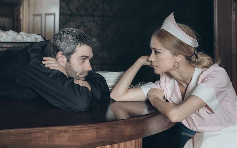 i-ioanna-pappa-einai-i-franki-o-tasos-iordanidis-einai-o-tzoni-tzoni