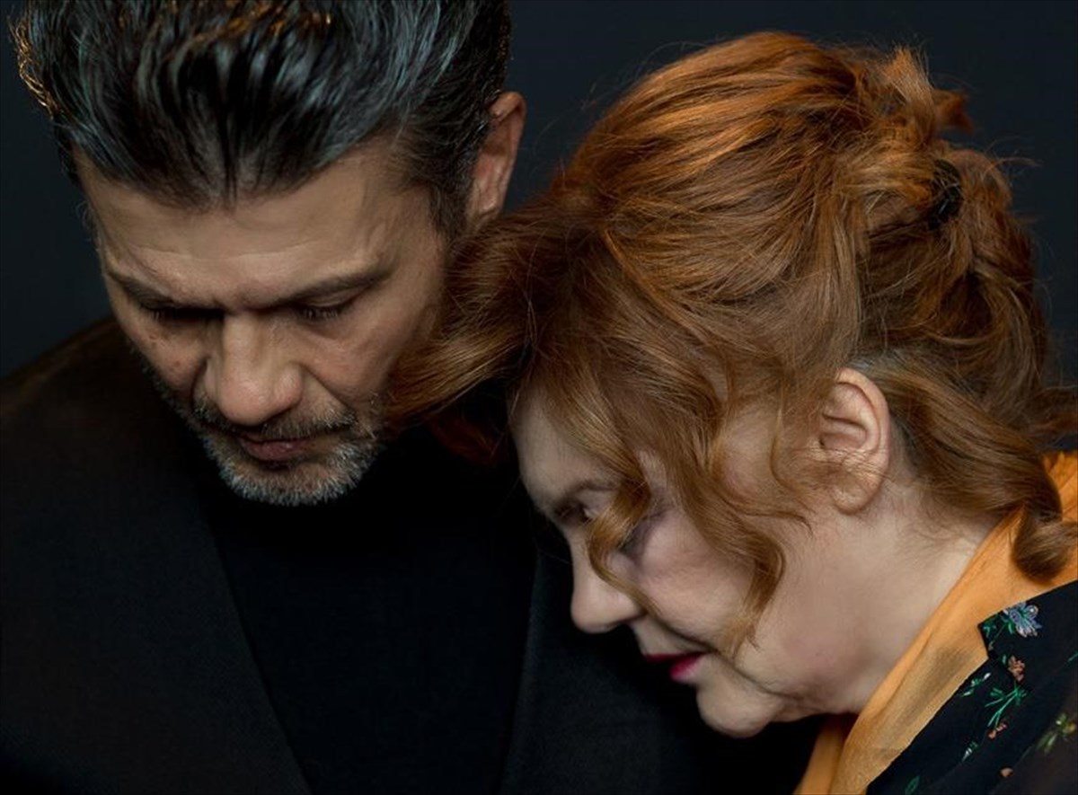 skines-apo-enan-gamo