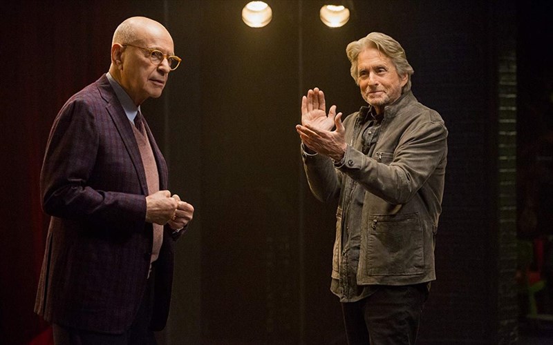 i-methodos-kominski-filosofies-zois-kai-kaustiko-xioumor-apo-duo-megalous-ithopoious