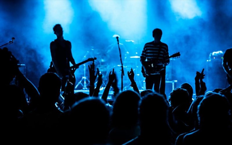 oi-18-diskoi-pou-simadepsan-to-2018