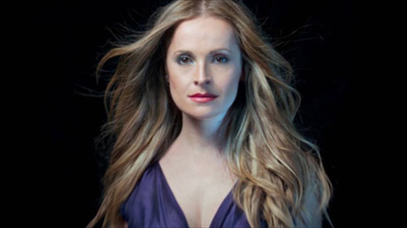 monadika-tragoudia-gia-ton-erota-kai-tin-agapi-ston-iano