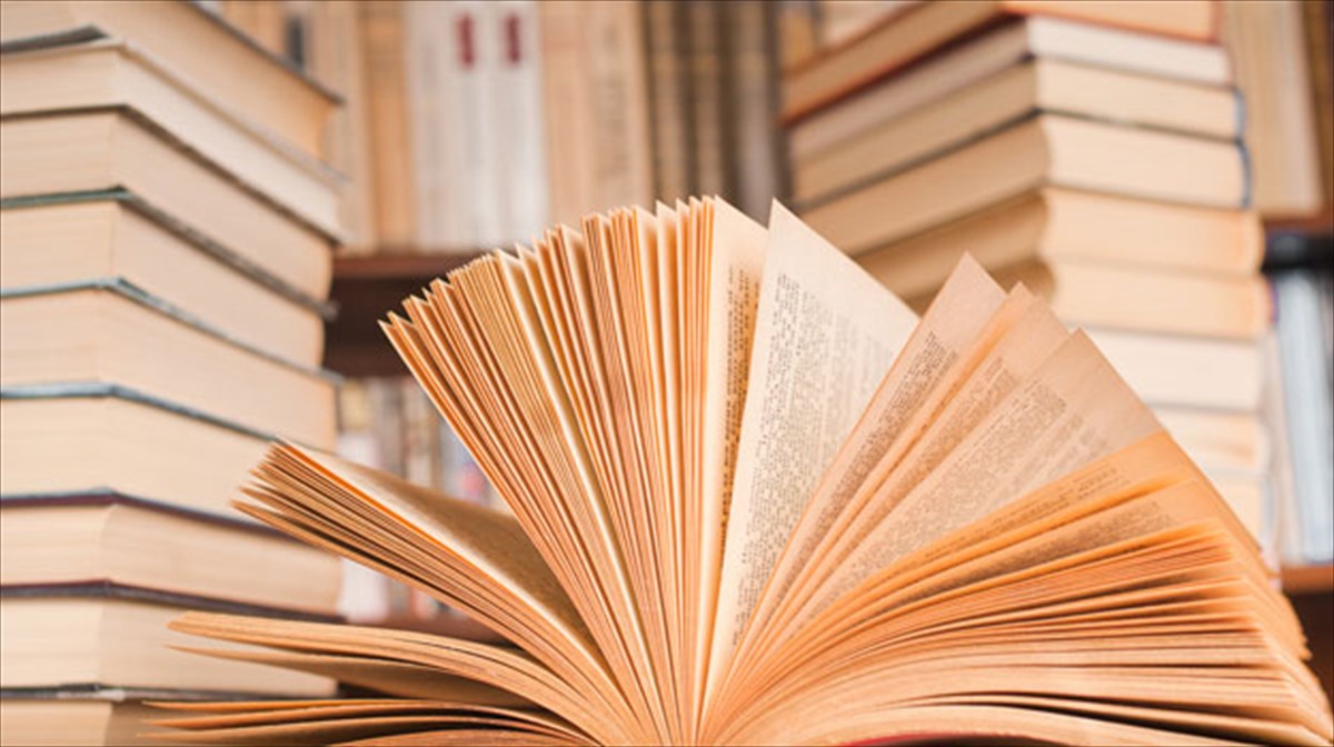 i-skoteini-pleura-tou-amerikanikou-oneirou