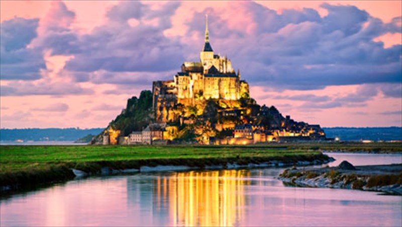 ekpliktika-palirroika-nisia-tou-kosmou