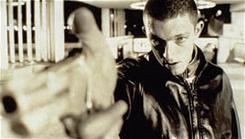 o-ratsismos-sti-megali-othoni-kai-sto-ntibani-tis-psuxanalusis