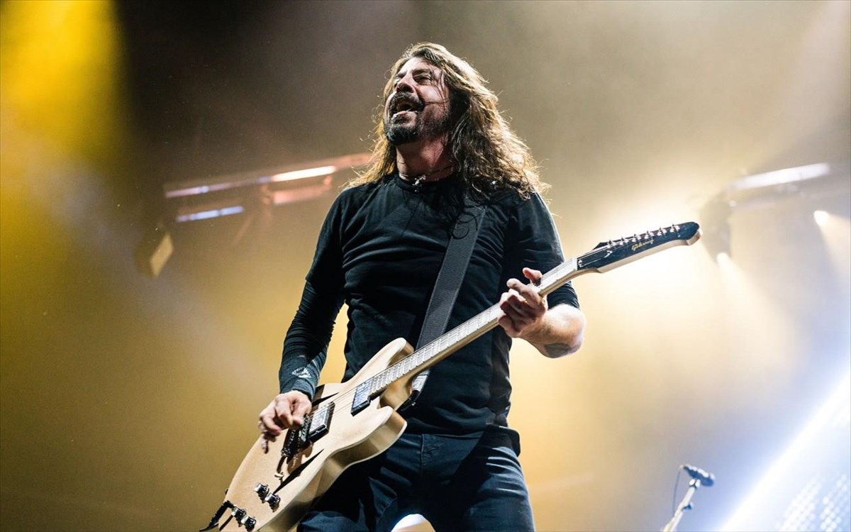 dave-grohl-foo-fighters