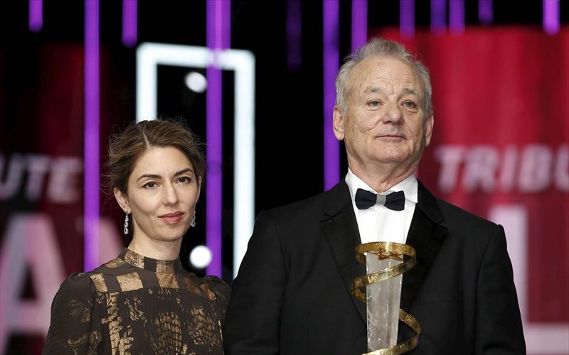 i-apple-fernei-ksana-mazi-ton-bill-murray-kai-ti-sofia-coppola