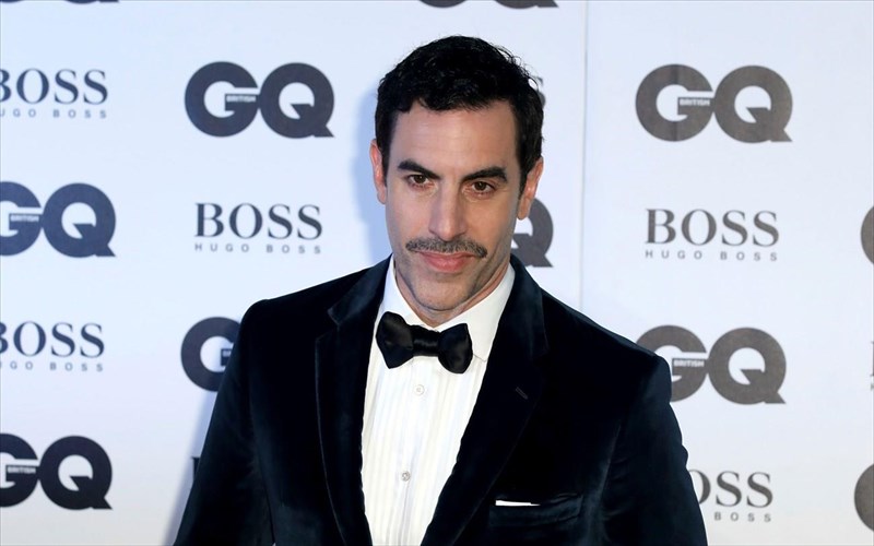 paragogos-tou-bohemian-rhapsody-apokaluptei-tin-alitheia-gia-ton-sacha-baron-cohen