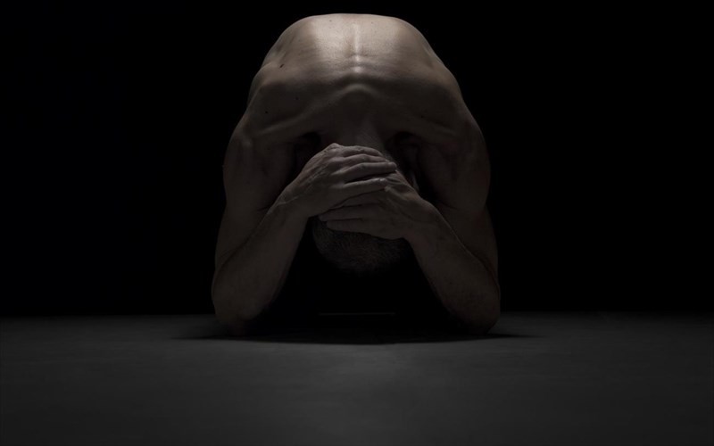 personas-mia-multimedia-performance-somatikou-theatrou